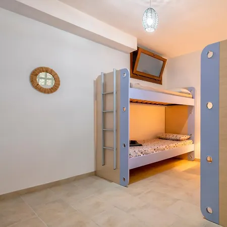 Soleluna شقة كاستيلساردو